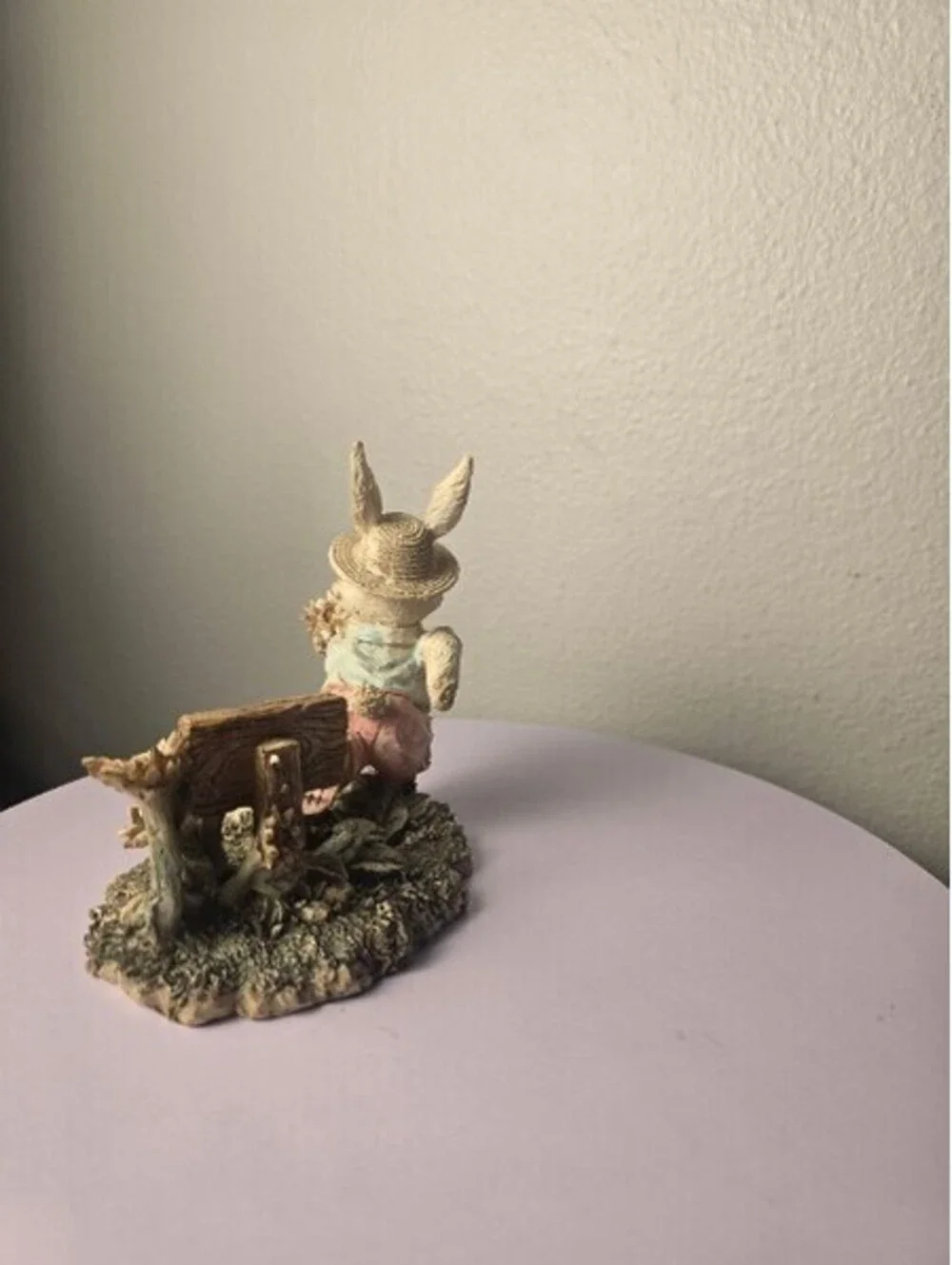 Vintage Resin Easter Bunny Family Garden Diorama Figurine Log Scene Set of Four